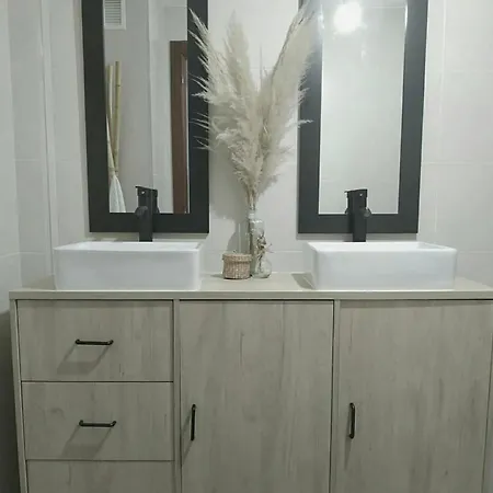 Semesterbostad Merendero De Briz *